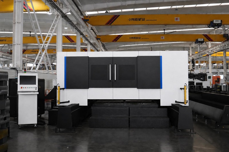 Perché utilizzare una macchina da taglio Beam Surround di grande formato?