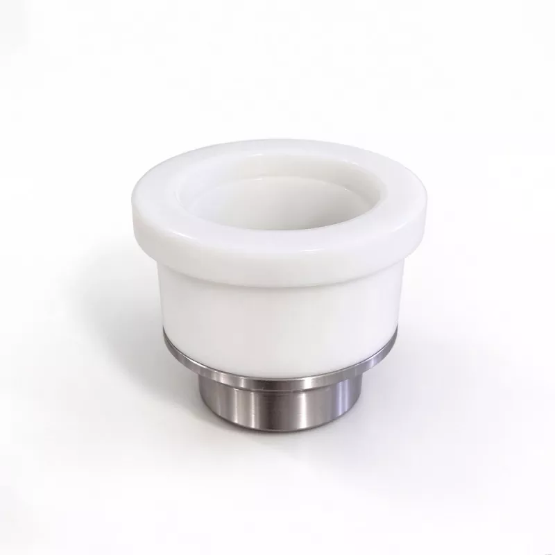Anello in ceramica con testa di taglio laser